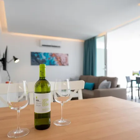 Apartamento Tamaran 114, 115, 118 *